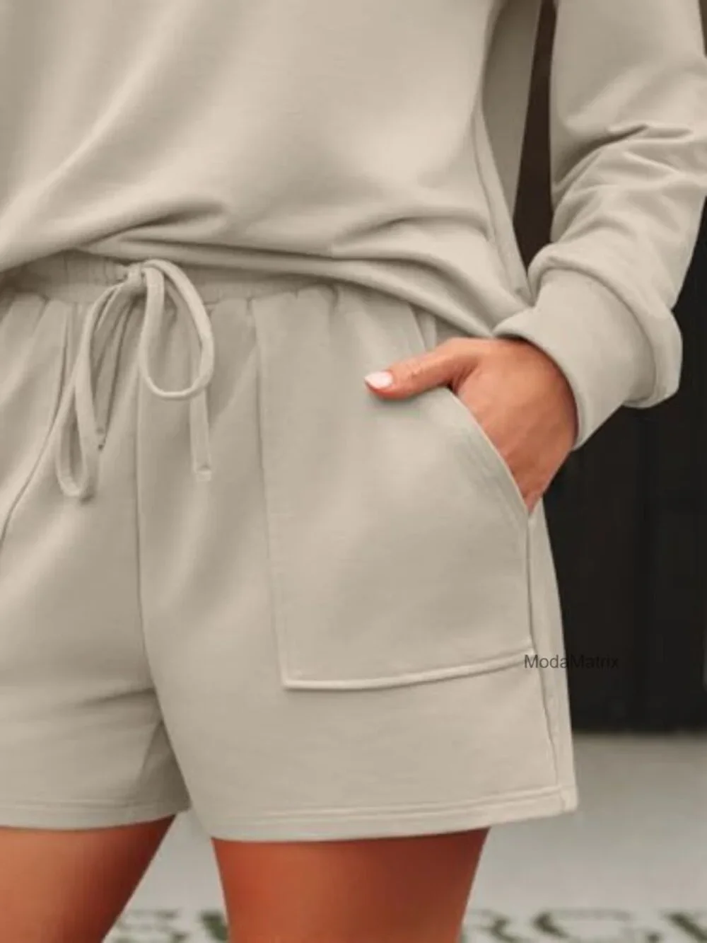 Women's Lounge Set - 2 Piece Sweatsuit Long Sleeve Top & Drawstring Shorts,